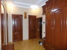 Kirayə (Aylıq) Yeni Tikili, Nəsimi.r, 28 May.m-9