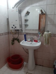 Satılır Köhnə Tikili, Səbail.r, Badamdar-8