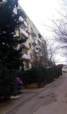 Satılır Köhnə Tikili, Səbail.r, Badamdar-1