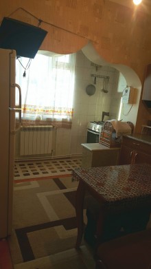 Satılır Köhnə Tikili, Xətai.r, Əhmədli, Əhmədli.m-15