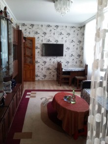 Satılır Köhnə Tikili, Xırdalan.ş-1