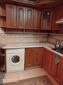 Kirayə (Aylıq) Köhnə Tikili, Binəqədi.r, 8-ci mikrorayon, Azadlıq.m-5