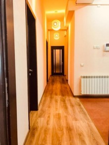 Satılır Yeni Tikili, Nərimanov.r-15