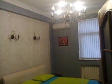 Satılır Yeni Tikili, Yasamal.r, Elmlər Akademiyası.m-3