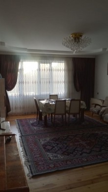 Satılır Yeni Tikili, Binəqədi.r, 7-ci mikrorayon, Azadlıq.m-2