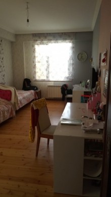 Satılır Yeni Tikili, Binəqədi.r, 7-ci mikrorayon, Azadlıq.m-17