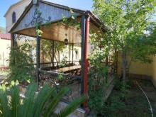 Satılır Həyət evi, Binəqədi.r, 7-ci mikrorayon, Dərnəgül.m-2