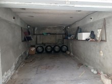 Satılır Obyekt, Binəqədi.r, 9-cu mikrorayon, Memar Əcəmi.m-1