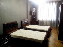 Kirayə (Aylıq) Yeni Tikili, Yasamal.r, Elmlər Akademiyası.m-6