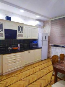 Satılır Həyət evi, Səbail.r, Badamdar-9