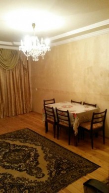 Kirayə (Aylıq) Köhnə Tikili, Binəqədi.r, 8-ci mikrorayon, Azadlıq.m-16