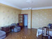 Satılır Yeni Tikili, Binəqədi.r, 9-cu mikrorayon-4