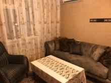 Satılır Köhnə Tikili, Yasamal.r, Yasamal, Elmlər Akademiyası.m-5