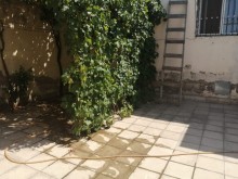 Satılır Həyət evi, Xırdalan.ş-18