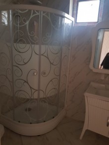 Satılır Həyət evi, Xəzər.r-18