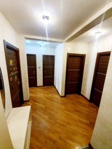 Satılır Köhnə Tikili, Binəqədi.r, 9-cu mikrorayon, Nəsimi.m-1
