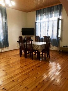 Satılır Həyət evi, Qəbələ.ş-3