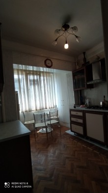 Satılır Köhnə Tikili, Nərimanov.r, Gənclik.m-4