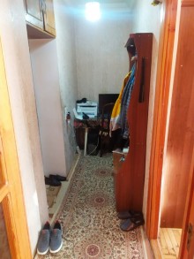 Satılır Köhnə Tikili, Binəqədi.r, 6-cı mikrorayon, Nəsimi.m-3