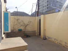 Satılır Həyət evi, Xırdalan.ş-3