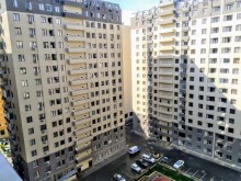 Satılır Yeni Tikili, Nizami.r, Qara Qarayev.m-1