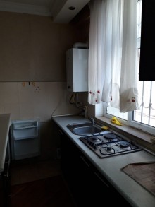 Satılır Yeni Tikili, Binəqədi.r, 9-cu mikrorayon-10