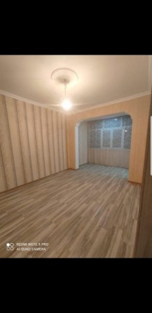 Satılır Köhnə Tikili, Nəsimi.r, 3-cü mikrorayon, Memar Əcəmi.m-1