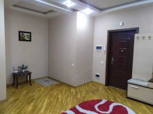 Satılır Yeni Tikili, Yasamal.r-11