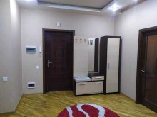 Satılır Yeni Tikili, Yasamal.r-12