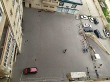 Satılır Yeni Tikili, Yasamal.r-14