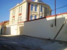 Satılır Həyət evi, Səbail.r-2