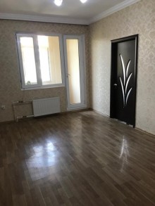 Satılır Köhnə Tikili, Nəsimi.r, 3-cü mikrorayon, Memar Əcəmi.m-1