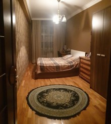 Satılır Yeni Tikili, Yasamal.r, Yasamal, İnşaatçılar.m-7