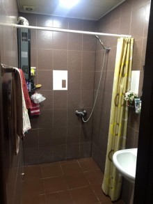 Satılır Köhnə Tikili, Xətai.r, Əhmədli, Əhmədli.m-13