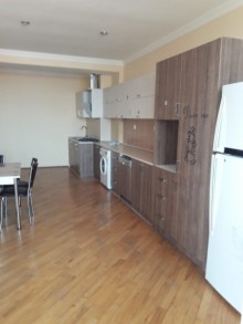 Kirayə (Aylıq) Yeni Tikili, Nəsimi.r, 3-cü mikrorayon, Memar Əcəmi.m-10
