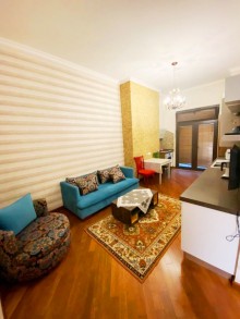 Kirayə (Aylıq) Yeni Tikili, Səbail.r, İçərişəhər.m-12