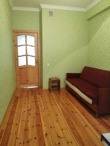 Satılır Yeni Tikili, Xırdalan.ş-11
