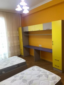 Satılır Yeni Tikili, Nərimanov.r, Gənclik.m-8