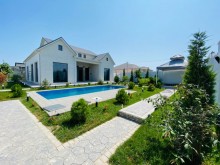 "Bravo" marketə yaxın 8 sot ərazidə xüsusi dizaynda yeni villa, -3