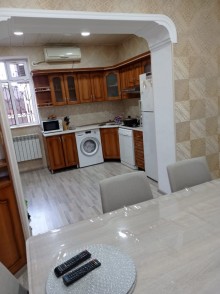 Satılır Həyət evi, Binəqədi.r, Rəsulzadə, Azadlıq.m-5