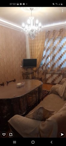 Satılır Köhnə Tikili, Binəqədi.r, 9-cu mikrorayon, Nəsimi.m-3