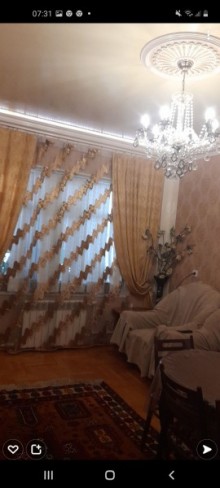 Satılır Köhnə Tikili, Binəqədi.r, 9-cu mikrorayon, Nəsimi.m-12