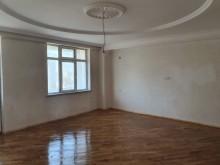 Satılır Yeni Tikili, Binəqədi.r, 8-ci mikrorayon, Gənclik.m-4