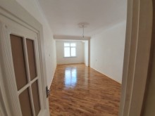 Satılır Yeni Tikili, Binəqədi.r, 8-ci mikrorayon, Gənclik.m-7