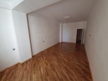 Satılır Yeni Tikili, Binəqədi.r, 8-ci mikrorayon, Gənclik.m-9