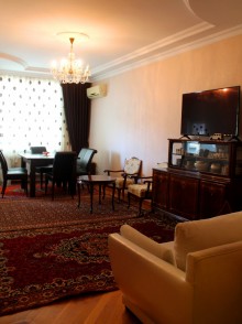 Satılır Yeni Tikili, Xətai.r, Əhmədli, Həzi Aslanov.m-5