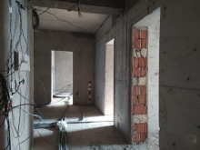 Satılır Yeni Tikili, Xətai.r-13