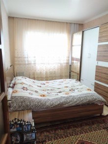 Satılır Köhnə Tikili, Xətai.r-14