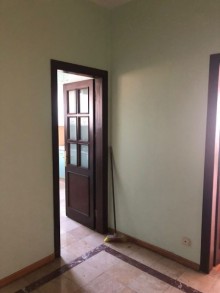 Satılır Yeni Tikili, Yasamal.r, Elmlər Akademiyası.m-16