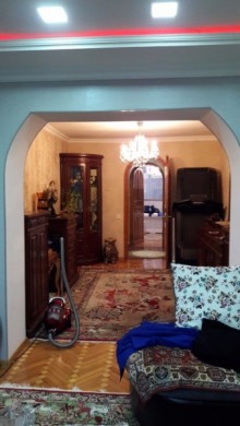Satılır Köhnə Tikili, Nərimanov.r, Montin, Gənclik.m-13